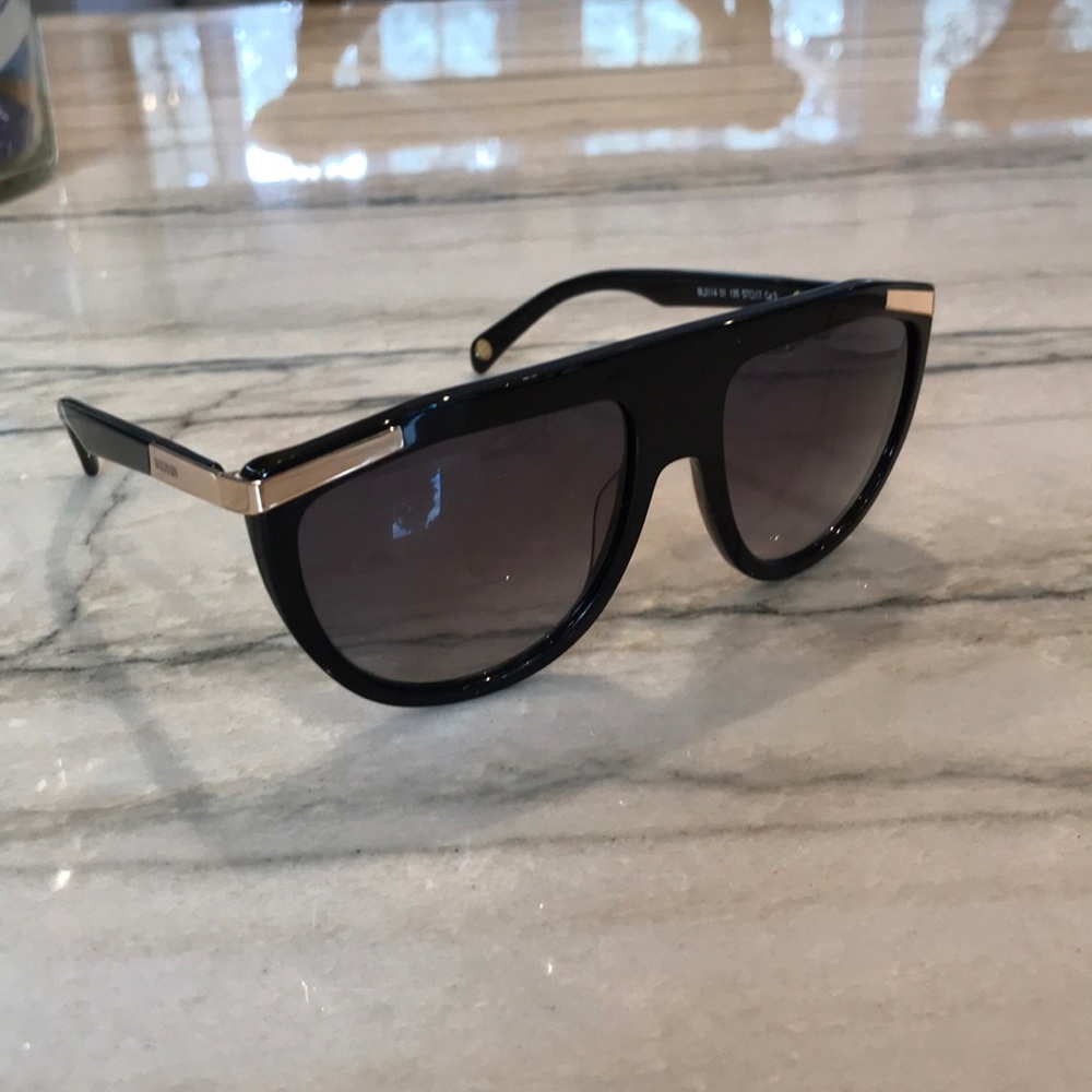 Balmain sunglasses style BL2114